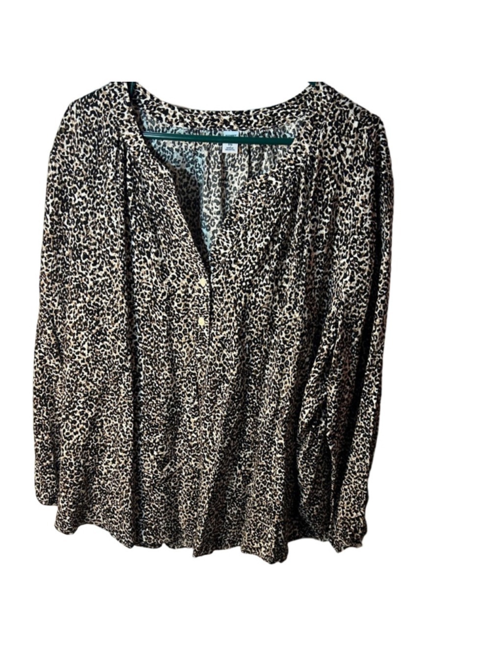 Old Navy Animal Print Blouse XXL Long Sleeve Open Neck